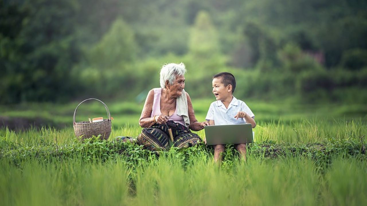 Manusia Adalah Makhluk Pencerita