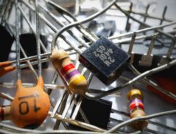 Mengapa Memahami Dasar-Dasar Elektronika Penting dalam Belajar Arduino?