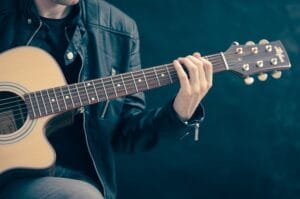 3 Chord Lagu Buat Nongkrong Yang Asyik Dimainkan
